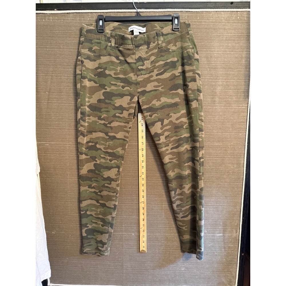 Amazon Essentials Womens Camo Pull On Skinny jeans Camouflage Large fabric pulls